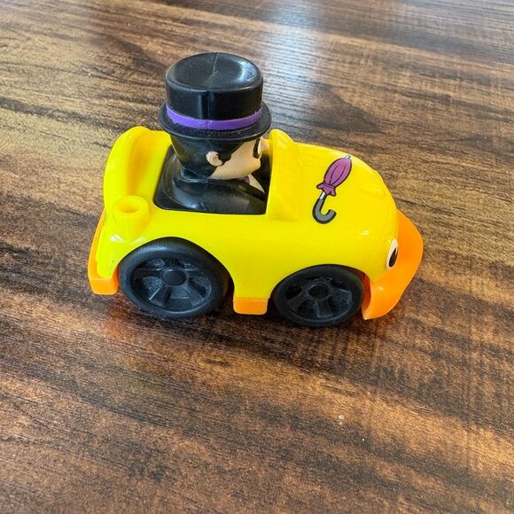 Little People DC Super Friends Penguin Duck Car Wheelies - Picture 2 of 6